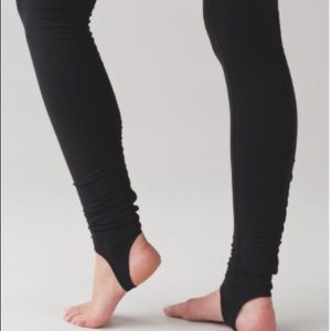 Lululemon Wunder Under Stirrup